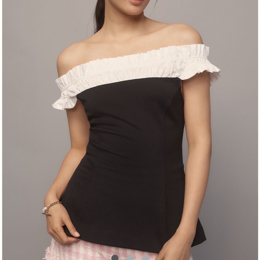 Anthropologie Maeve Top Off Shoulder Hourglass Tuxedo Black White SIZE SMALL NEW